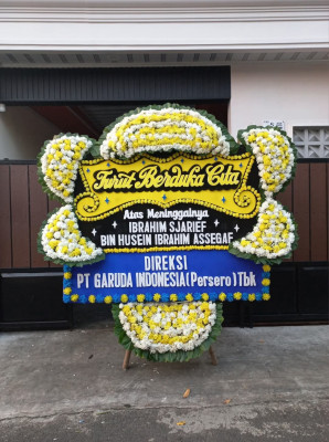Papan Bunga Duka di Sucinaraja